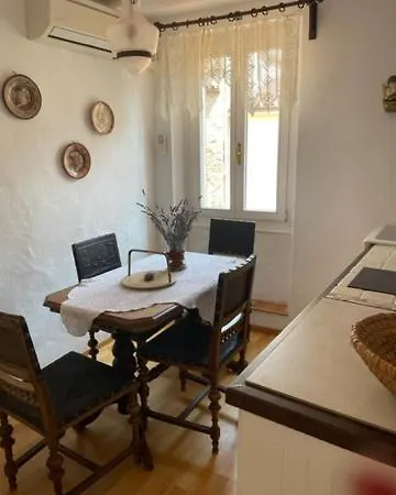 Hisa 7 * Piran