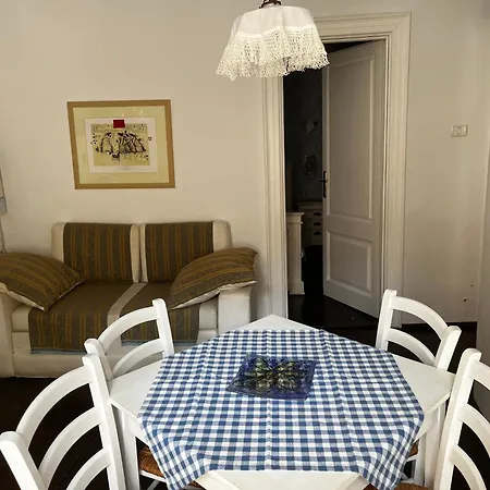 Hisa 7 * Piran