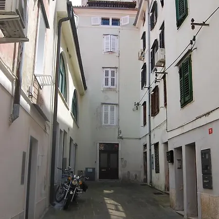 Hisa 7 Lägenhet Piran